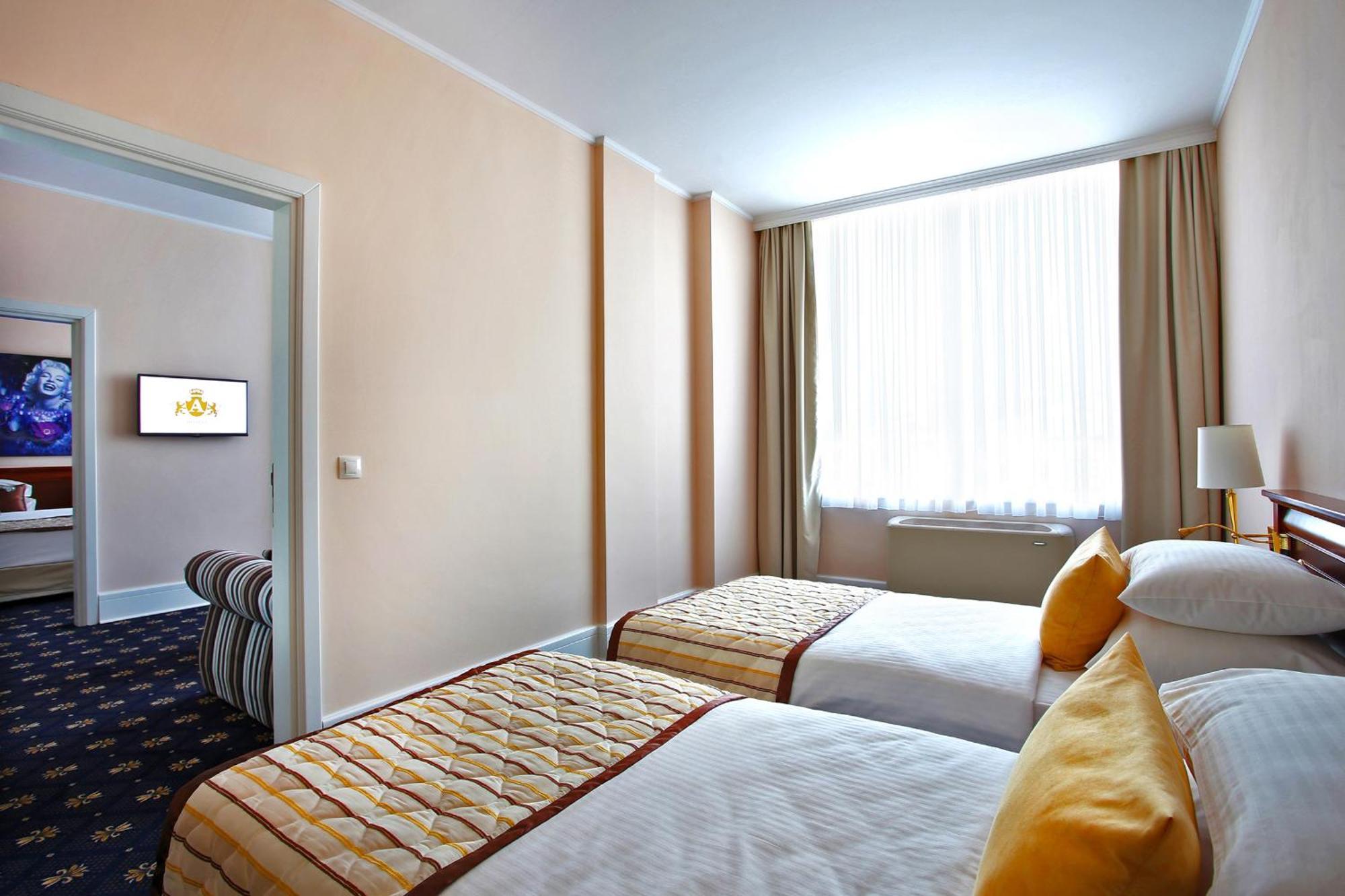 A Hoteli - Hotel Sloboda Sabac Room photo
