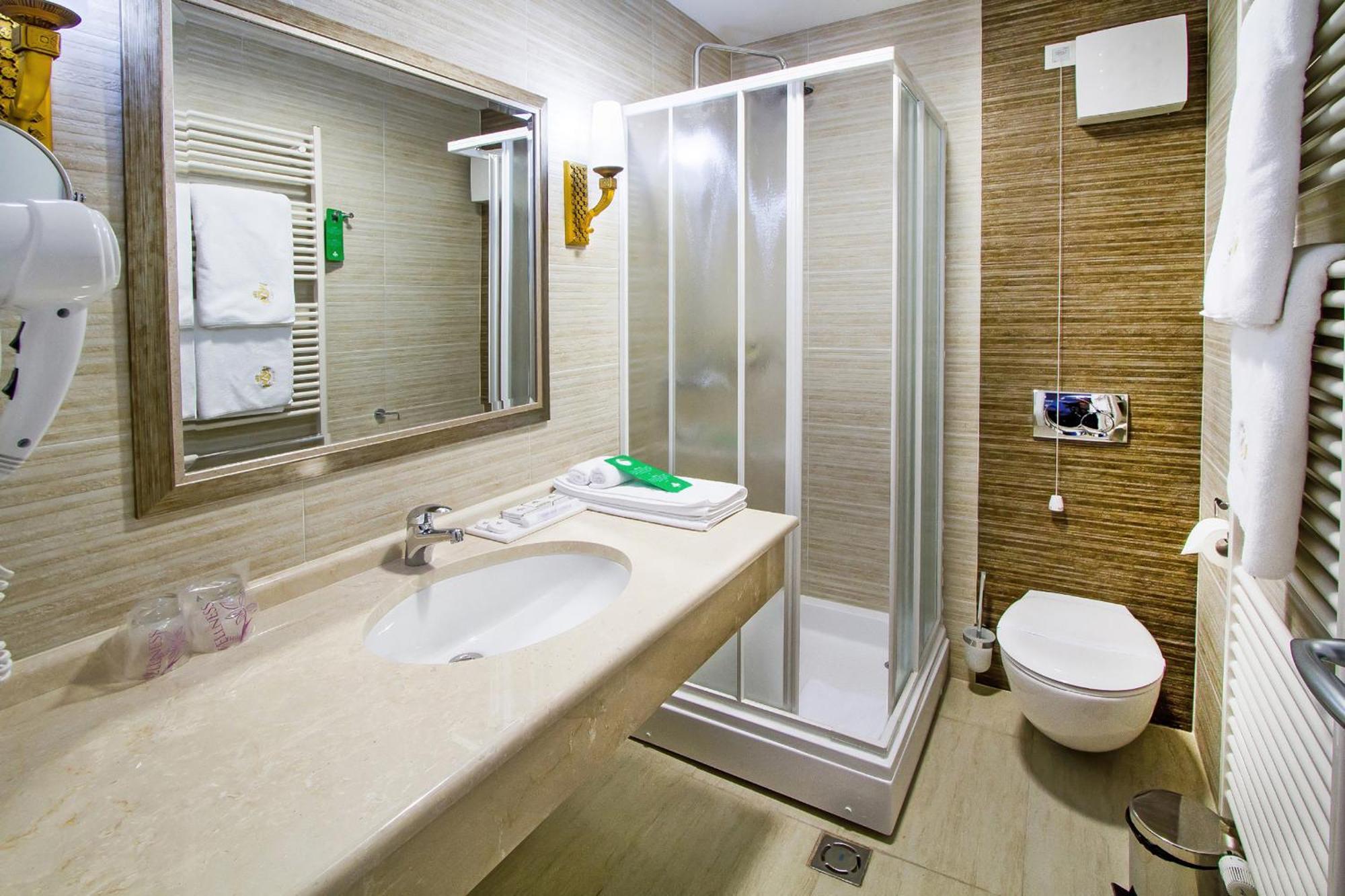 A Hoteli - Hotel Sloboda Sabac Room photo