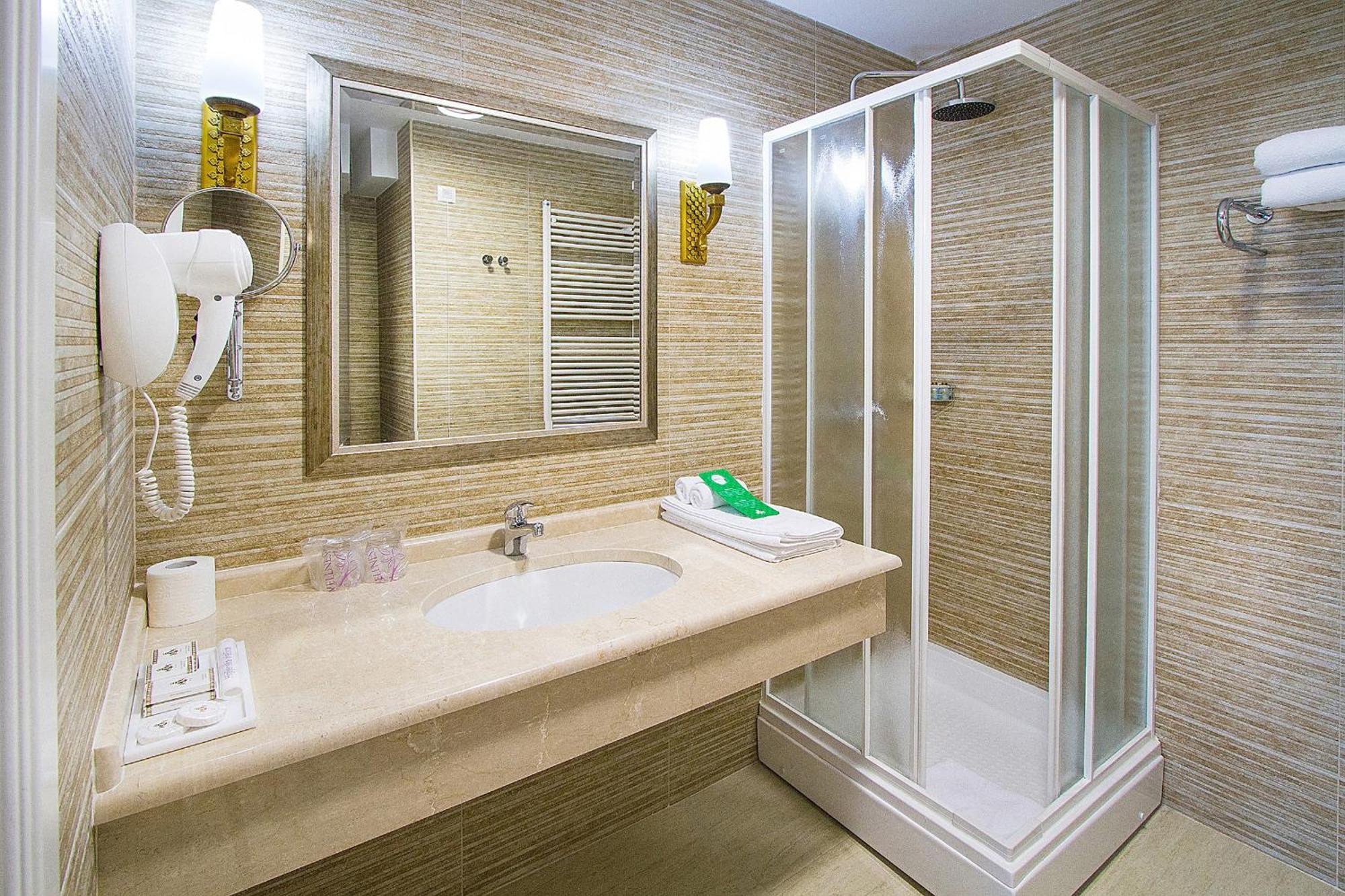 A Hoteli - Hotel Sloboda Sabac Room photo