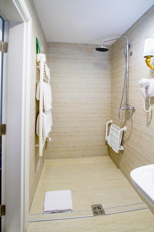A Hoteli - Hotel Sloboda Sabac Room photo