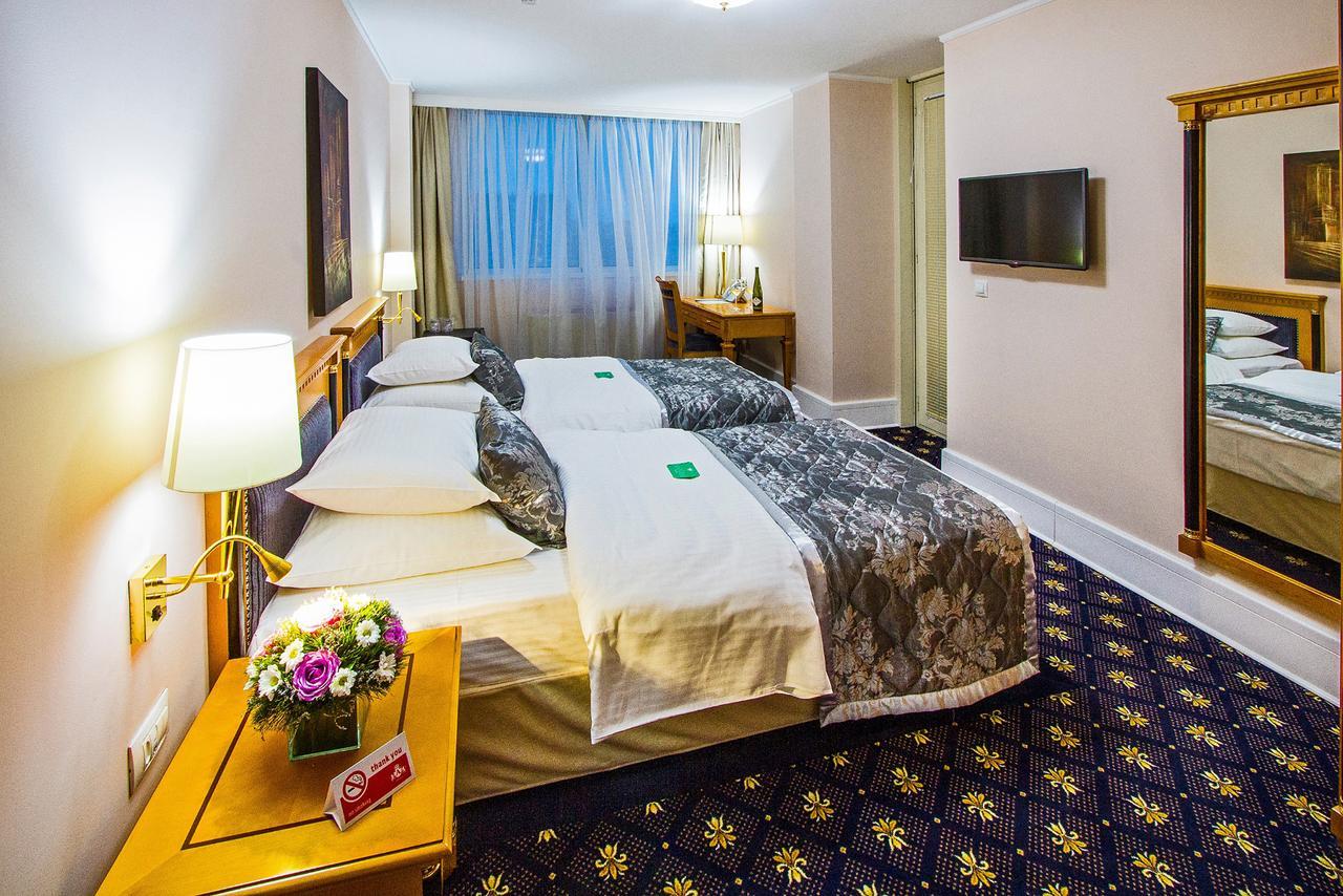 A Hoteli - Hotel Sloboda Sabac Room photo